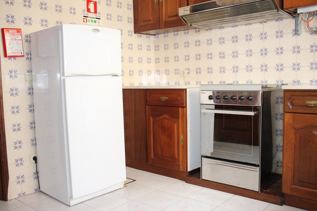 Al Center Aveiro Alojamento Local Hotel Екстериор снимка