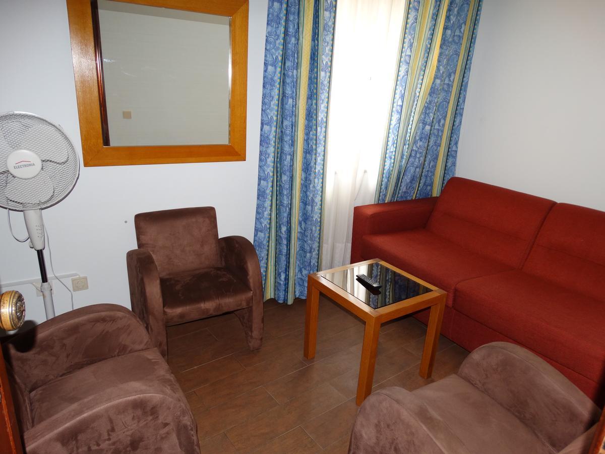 Al Center Aveiro Alojamento Local Hotel Екстериор снимка
